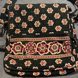 Vera Bradley pocketbook